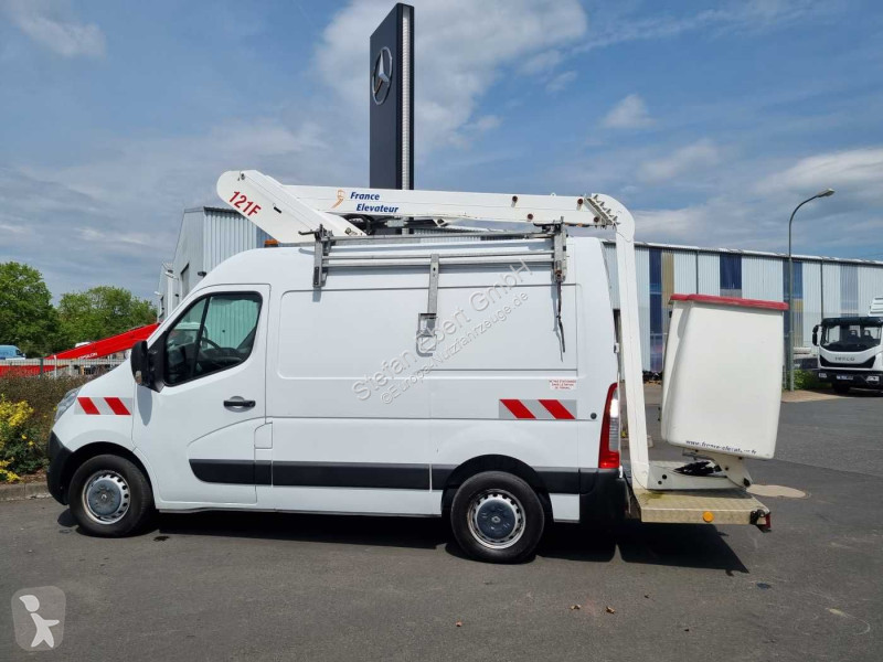 Renault 2.3 dCi / France Elevateur 121FCC,...