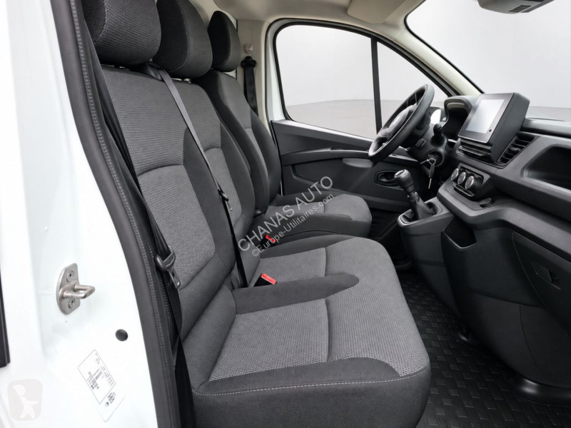 Varevogn Renault L1H1 2800 KG 2.0 BLUE DCI 130...