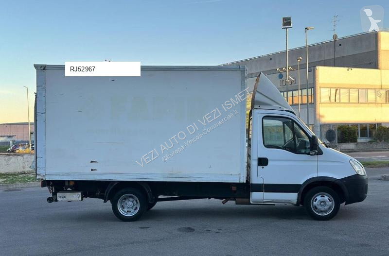 Varevogn Iveco 35c15
