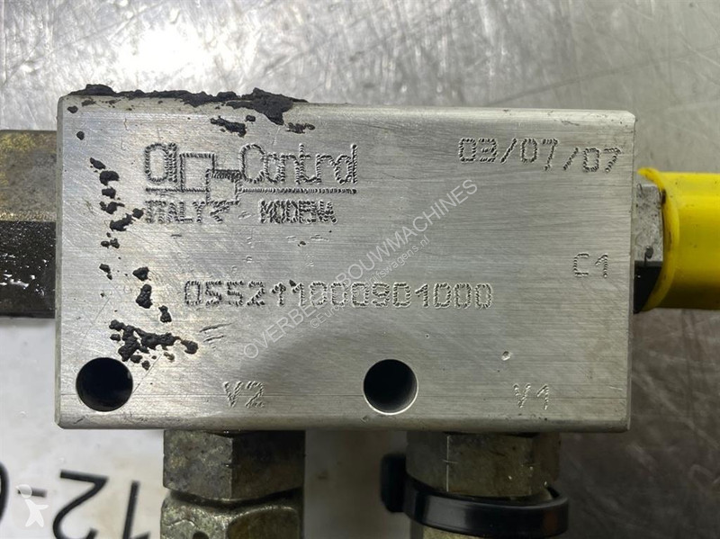 Varevogn Ahlmann AZ210-Oil Control...