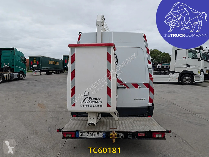 Renault 130.35 l2h2 navcelle van