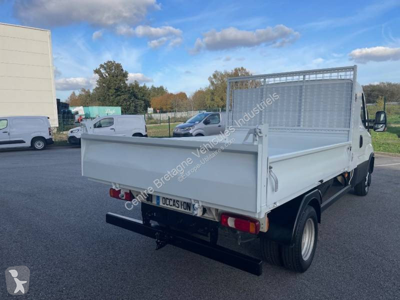 Iveco 35C16 van