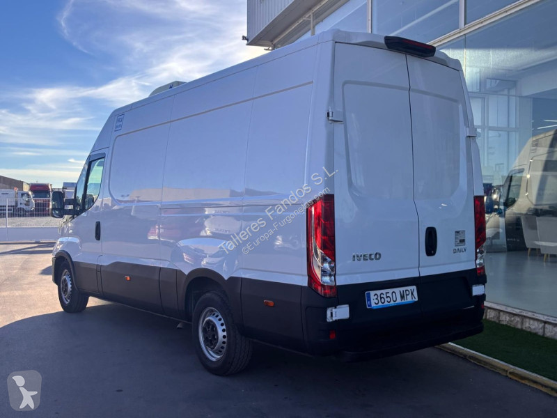 Furgoneta Iveco 35S16V