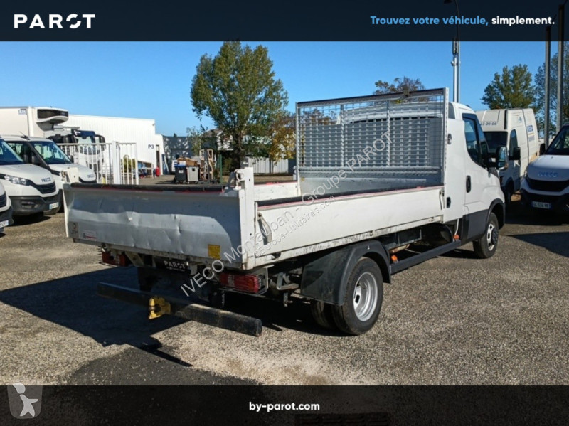 Bedrijfswagen Iveco 35C18H empattement 3750 Tor