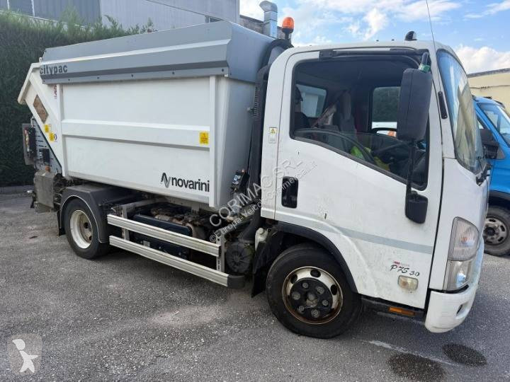 Bedrijfswagen Isuzu