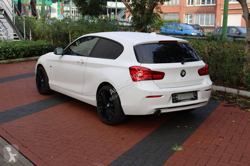 Bedrijfswagen BMW 116D 1 Serie