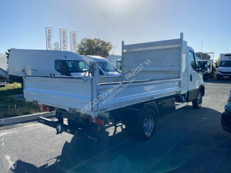 Bedrijfswagen Iveco 35C16H empattement 3750 3.0...