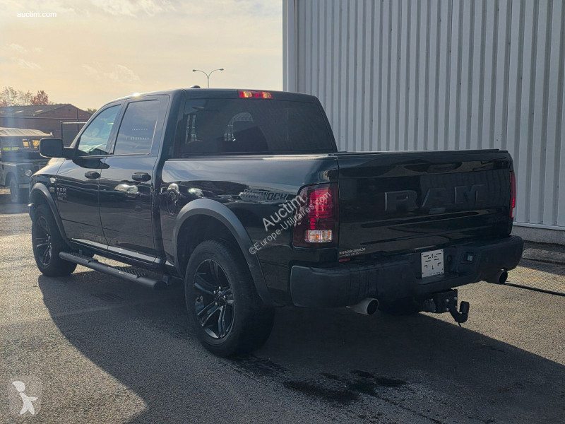 Bedrijfswagen Dodge ram