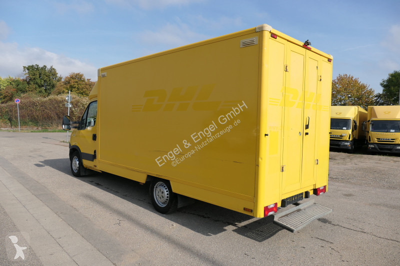 Iveco Daily 35 S11 C30C AUTOMATIK KAMERA Regale...