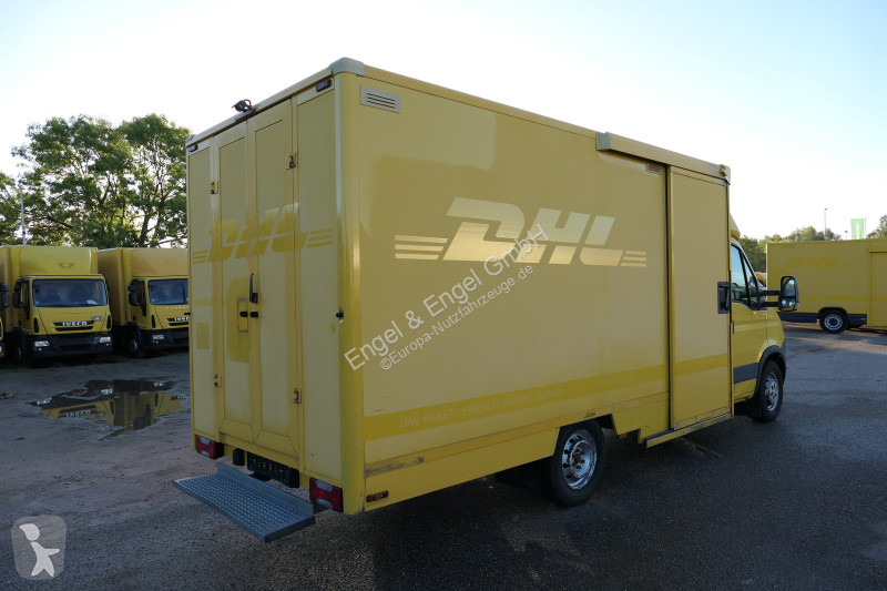 Véhicule utilitaire Iveco Daily 35 S11 C30C...