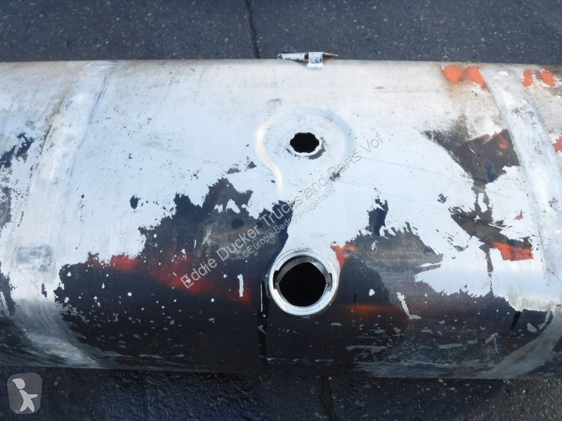 Užitkové vozidlo  DIESEL TANK / FUEL TANK