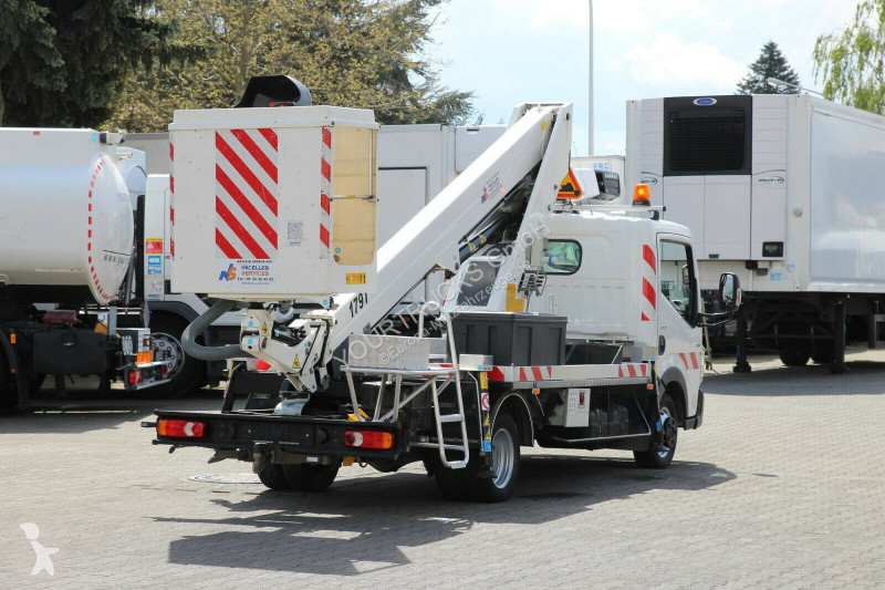 Furgoneta Renault Bühne GSR 18m 2 Per.Korb...
