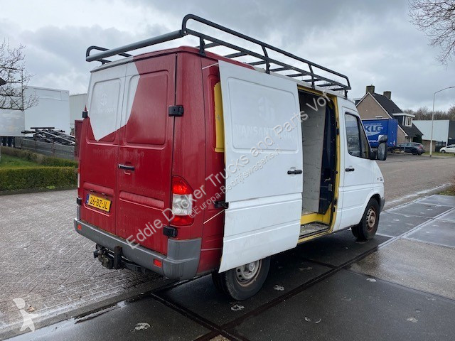 Véhicule utilitaire Mercedes SPRINTER