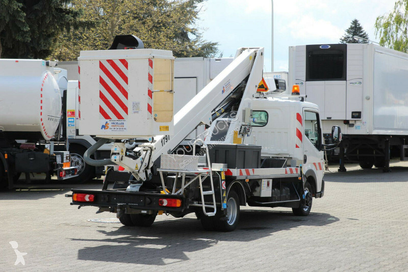 Furgoneta Renault Bühne GSR 18m 2 Per.Korb...