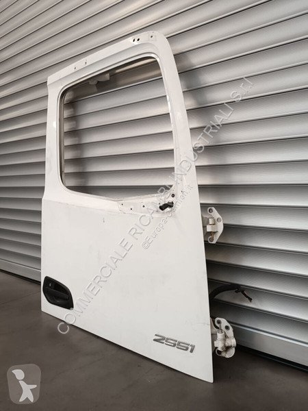 Samochód dostawczy Mercedes ACTROS AROCS RIGHT...