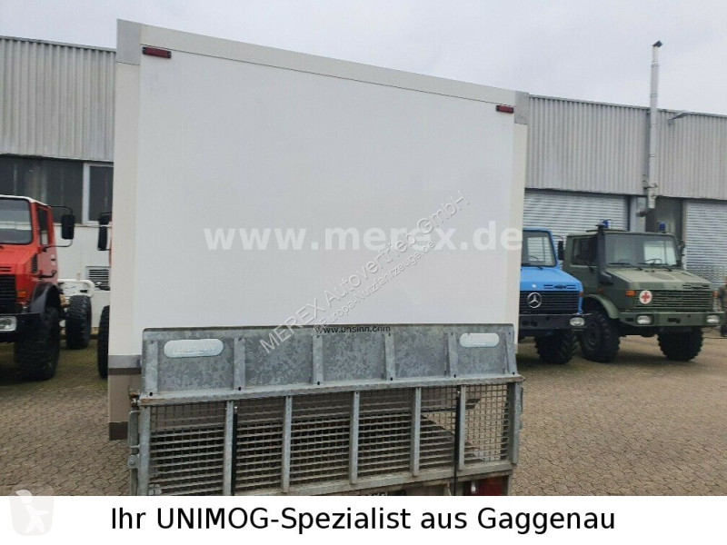 تجهيزات الآليات الثقيلة  Unimog U1300L Leerkabine