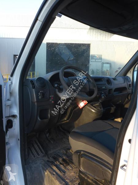 Véhicule utilitaire Renault MASTER 125