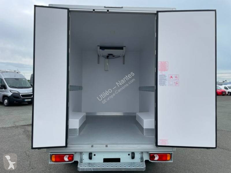 Utilitaire Frigo Nissan Carrier Caisse Négative Interstar 4x2 Gazoil ...