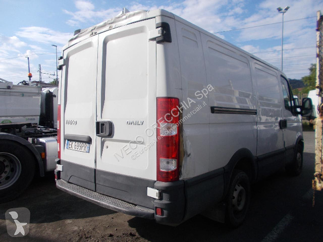 Nyttofordon Iveco DAILY 35S13