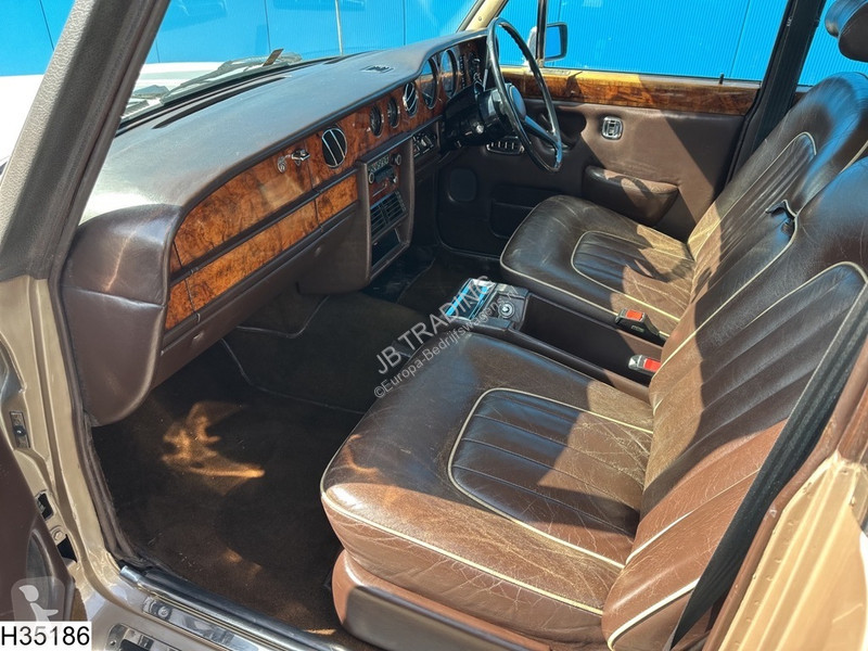 Autoutilitară Rolls-Royce Silver Shadow 2...