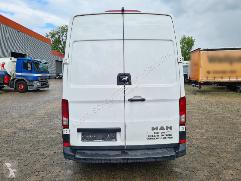 Autoutilitară MAN TGE 3.140 4x2 SB TGE 3.140...