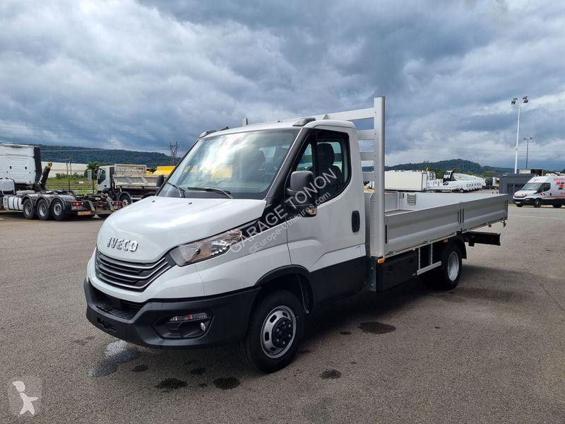 Furgoneta Iveco  DAILY 35-180 PLATEAU 4.40m