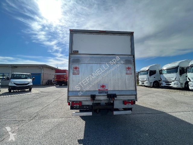 Veicolo commerciale Iveco DAILY 35C15H BOX +...
