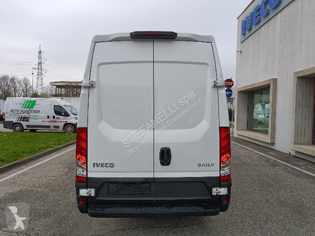 Bedrijfswagen Iveco DAILY 35S16 GV 7 posti 4100