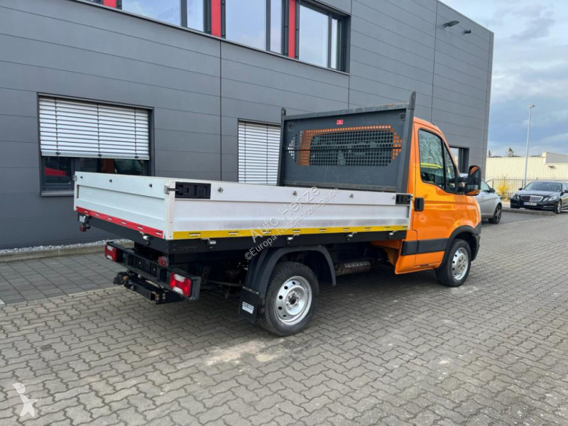 Véhicule utilitaire Iveco Daily 29L13 Pritsche
