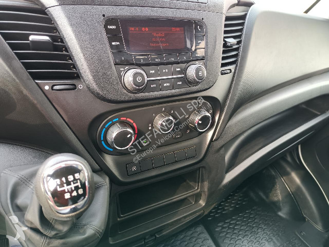 Autoutilitară Iveco DAILY 35C14H RIBALTABILE -...