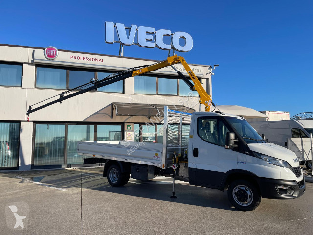 Véhicule utilitaire Iveco DAILY 35C16 CASSONE...