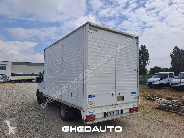 Veicolo commerciale Iveco Daily 35C18 - 35C18