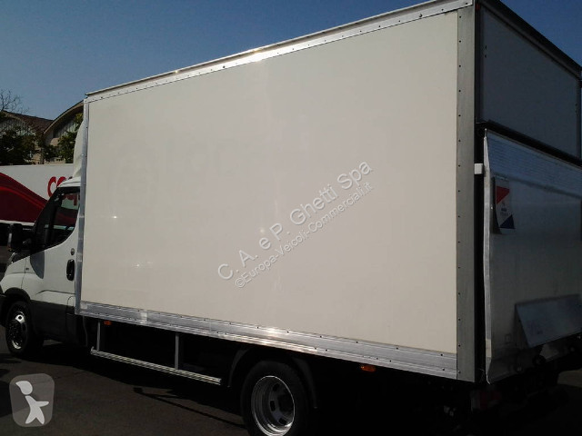 Veicolo commerciale Iveco Daily 35C16