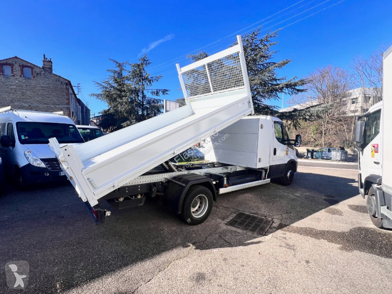 Furgoneta Iveco DAILY  72C14 BENNE COFFRE GAZ...