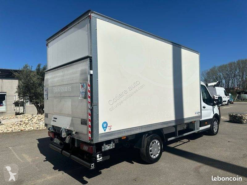 Furgoneta Ford