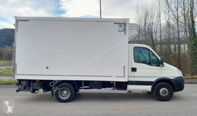 Furgoneta Iveco