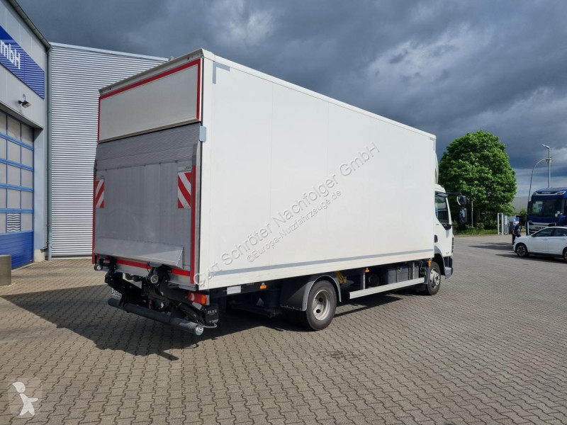 Véhicule utilitaire DAF FA  210