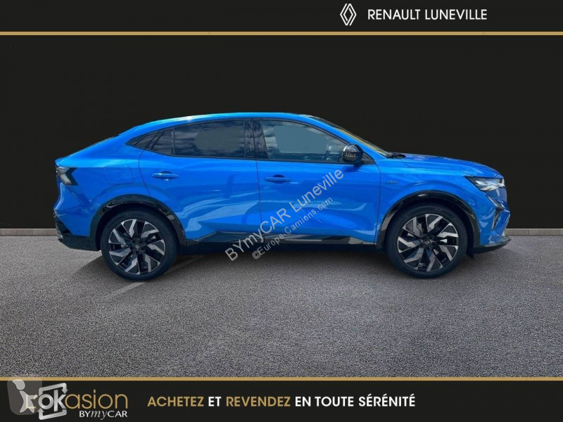 Veicolo commerciale Renault Rafale E-Tech full...