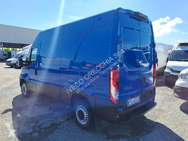 Furgoneta Iveco DAILY 35S16 - 3520