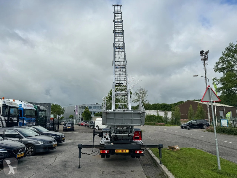 Véhicule utilitaire Nissan 35.13 EURO 6 + LIFT...