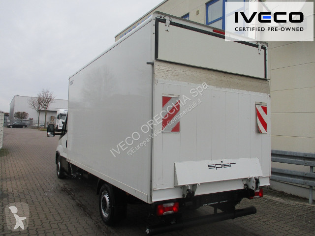 Veicolo commerciale Iveco DAILY 35S16