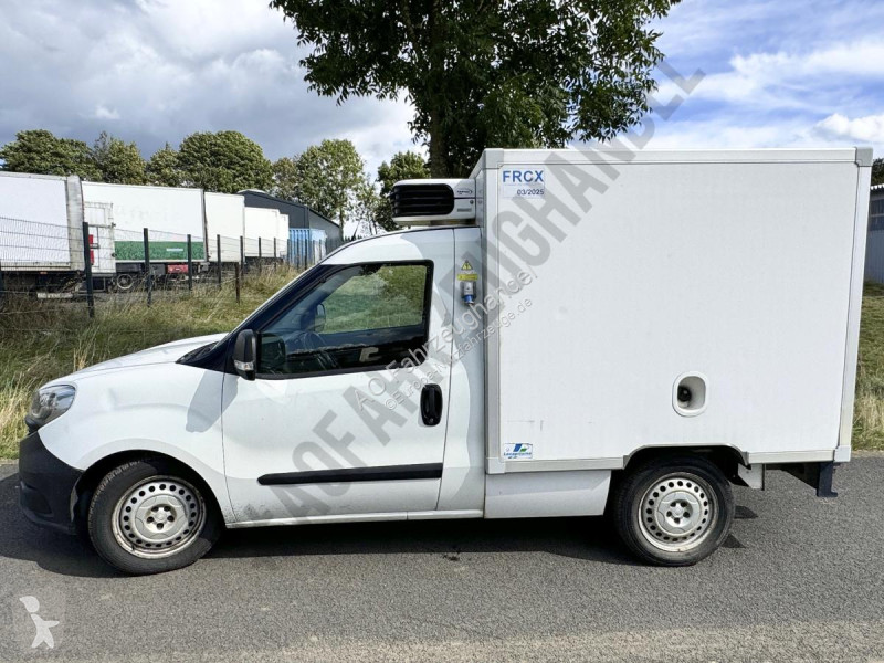 Autoutilitară Fiat - Carrier Xarios 200