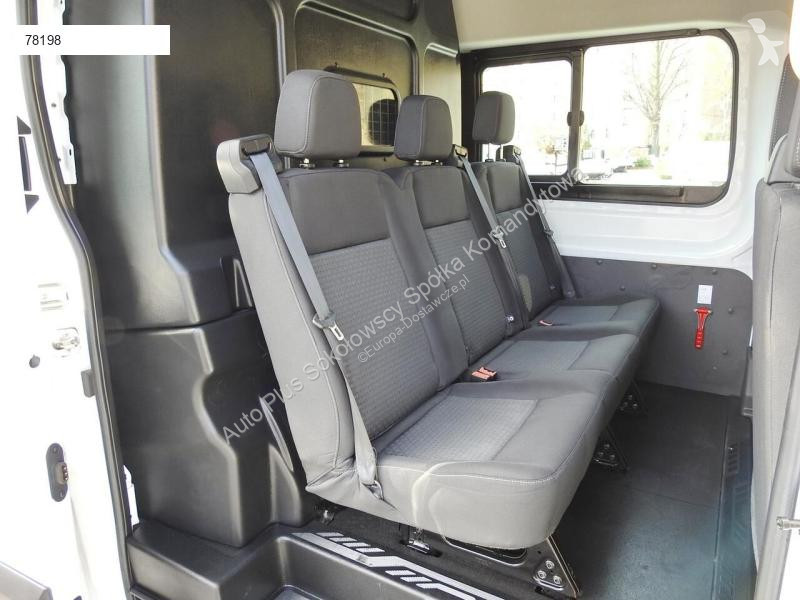 Véhicule utilitaire Ford TRANSIT FURGON...