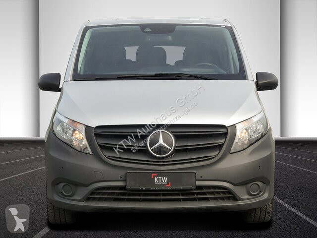 Véhicule utilitaire Mercedes 116TourerPro...