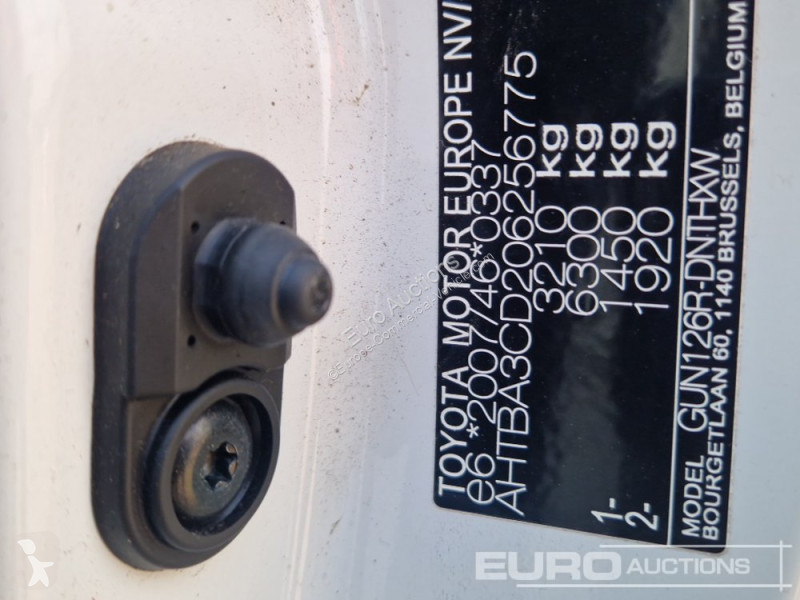Véhicule utilitaire Toyota Hilux
