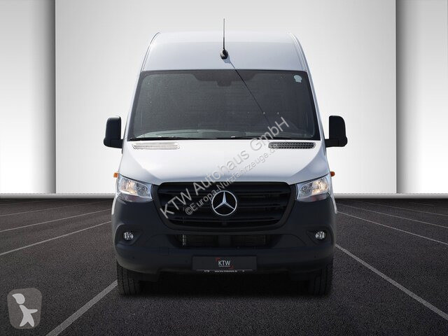Užitkové vozidlo Mercedes 317...