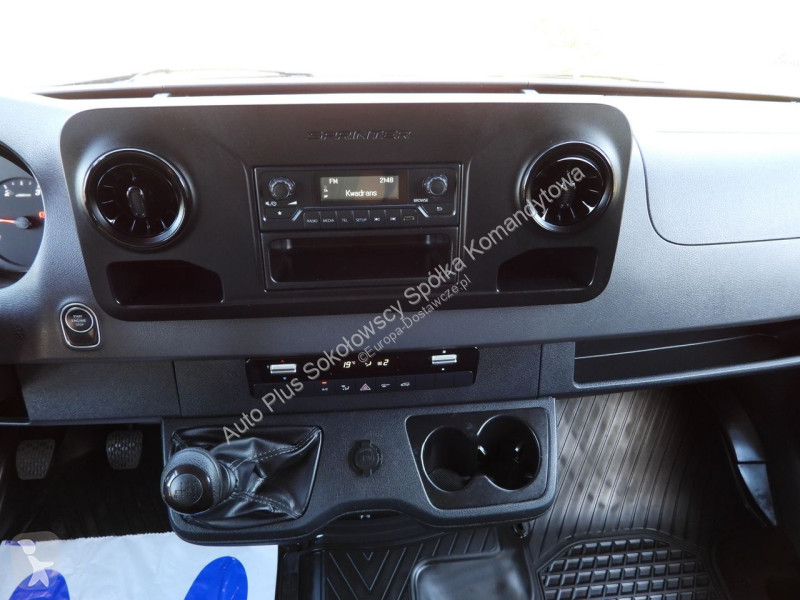 عربة نفعية Mercedes 23ASTER