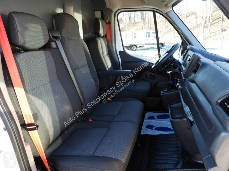 Samochód dostawczy Renault  MASTER
