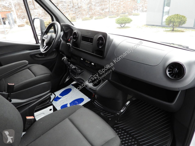 عربة نفعية Mercedes 23RANSIT