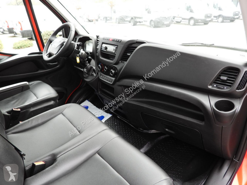 Furgoneta Iveco 35C13 DAILY